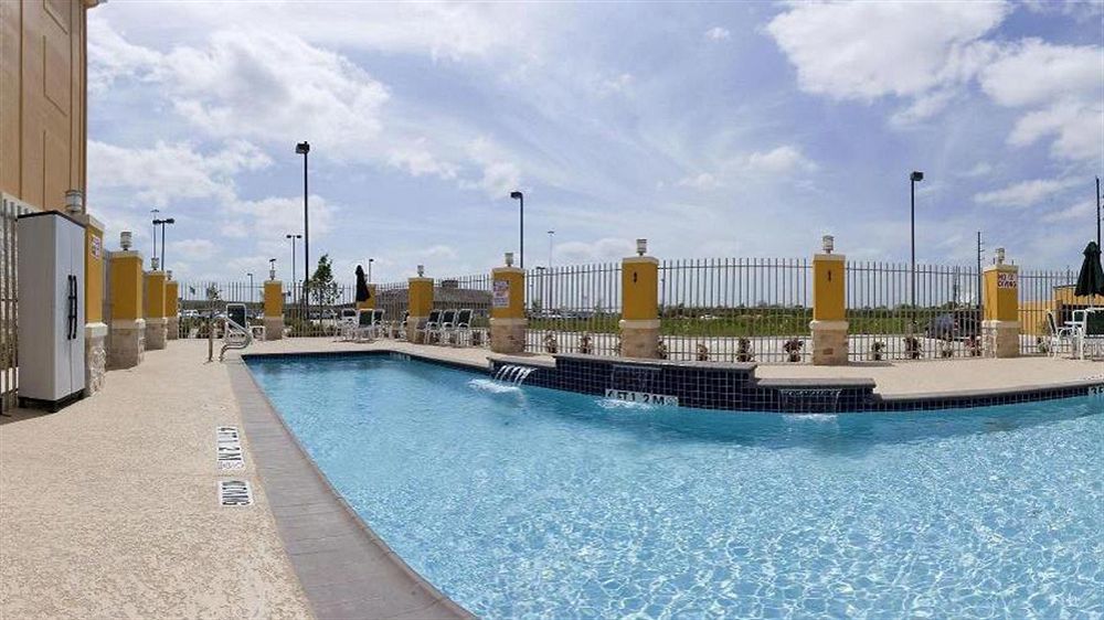 Holiday Inn Express Hotel And Suites Katy By Ihg Екстериор снимка